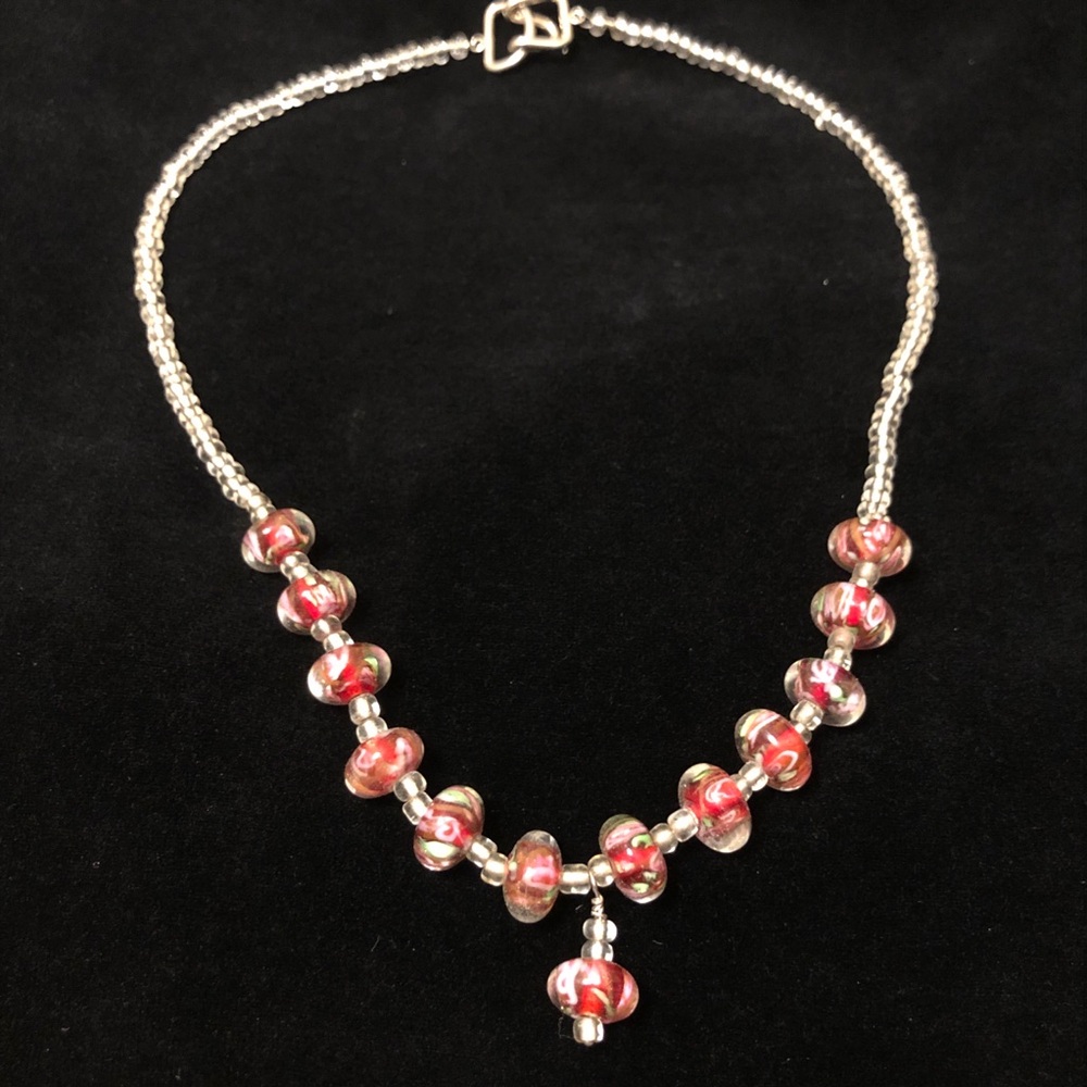 Vintage White Red and Silver Tone Beaded Necklace